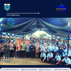 Foto Bersama di Ulang Tahun PERUMDAM Tirta Berkah Kabupaten Pandeglang